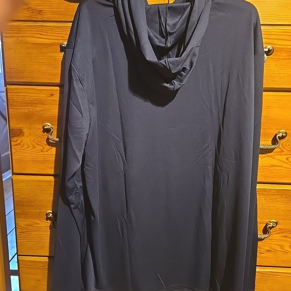 Long Sleeve Navy Shirt - Picture 2 of 3